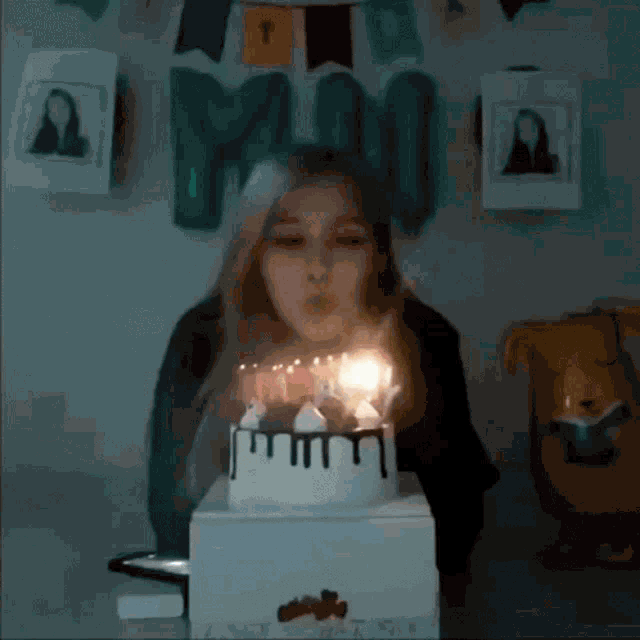 Michaenyu Mina GIF Michaenyu Mina Cake Discover & Share GIFs