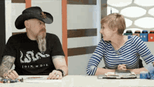 Amy Vorpahl Geek And Sundry GIF - Amy Vorpahl Geek And Sundry Nerdist GIFs