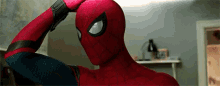 Spiderman Peter Parker GIF - Spiderman Peter Parker Tom Hollan GIFs