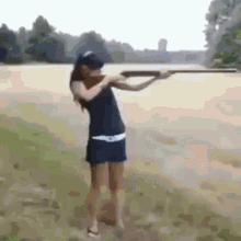 lean-how-to-shot-your-gun.gif