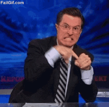 Stephen Colbert In Out GIF - Stephen Colbert In Out Fingers GIFs
