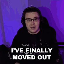 Ive Finally Moved Out Bartonologist GIF - Ive Finally Moved Out Bartonologist I Transferred Residency GIFs