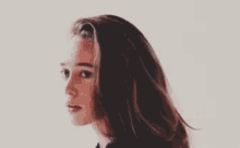 Alycia Cropped GIF - Alycia Cropped Looking GIFs