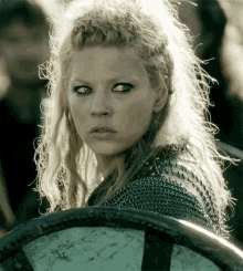 Viking Women GIF - Viking Vikingwomen Lagertha GIFs