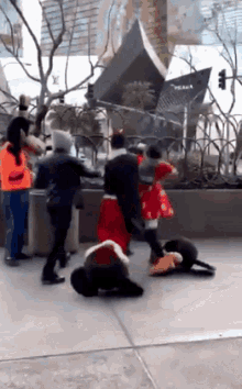 Minnie Mouse Fight Mickey Mouse GIF - Minnie Mouse Fight Minnie Mouse Mickey Mouse GIFs