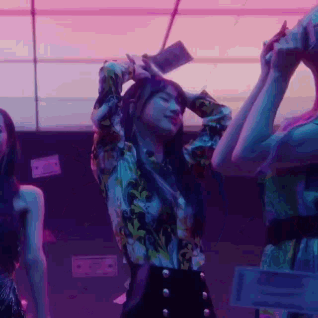 wjsn-wjsn-the-black.gif