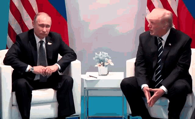 Vladimir Putin Donald Trump GIF - Vladimir Putin Donald Trump Handshake - Discover & Share GIFs