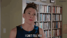 I Can'T Tell You GIF - Sutton Foster Liza Miller Cant Tell You GIFs