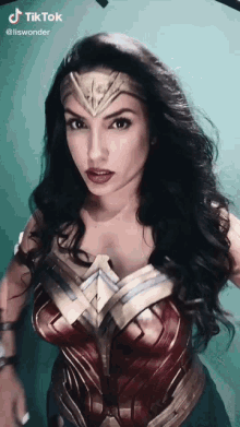 Lis Wonder Wonder Woman GIF - Lis Wonder Wonder Woman GIFs