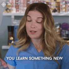 Schitts Creek Alexis Rose GIF - Schitts Creek Alexis Rose Learning GIFs