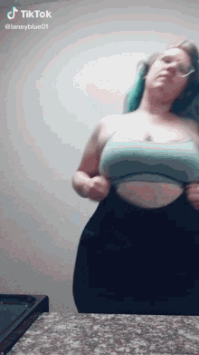thighs thick