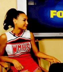 santana lopez naya rivera glee shocked surprised santana lopez naya rivera glee shocked surprised