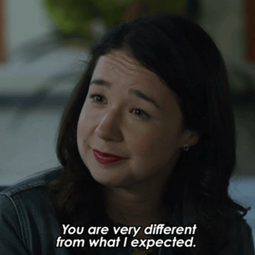 You re different. Неловкая улыбка. Неловко улыбнулся. Неловкая улыбка девушки.