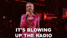 Its Blowing Up The Radio Kelsea Ballerini GIF - Its Blowing Up The Radio Kelsea Ballerini Cmt Awards GIFs