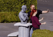 Am I A Statue? GIF - Tourists Statue Prank GIFs