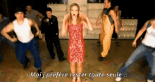 lorie toute seule moi je pr%C3%A9f%C3%A8re rester toute seule dance smile