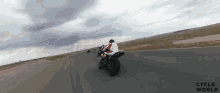 Riding Motorcycle GIF - Riding Motorcycle Strolling GIFs