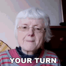 Your Turn Gill GIF - Your Turn Gill Engvid GIFs