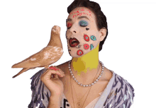 kiss smooch muah bird harley quinn kiss smooch muah bird harley quinn
