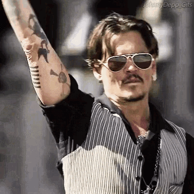 Johnny Depp Perfection GIF - Johnny Depp Perfection Cool - Discover & Share  GIFs
