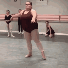 Tinydancer Ballet GIF - Tinydancer Ballet Fat GIFs