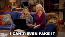 I Cant Even Fake It Christy GIF - I Cant Even Fake It Christy Mom GIFs