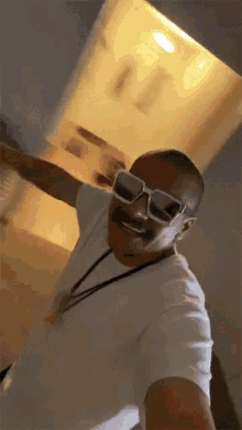 Partying Doggface209 GIF - Partying Doggface209 Rolling Around GIFs
