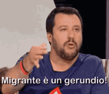 Salvini Matteo Salvini Politica Italiana Lega Elezioni Voto Votare Migrante è Un Gerundio Immigrati GIF - Italian Politics Italian Politician Italian Election Day GIFs