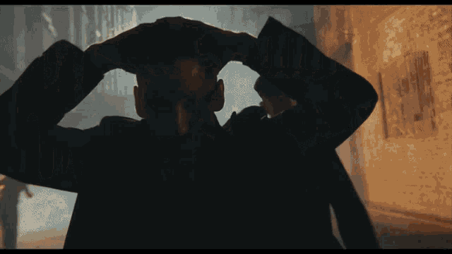 peaky-blinders-arthur-shelby.gif