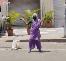 warrior aaaji maa riteish deshmukh via twitter riteish deshmukh gif old women kulfy warrior aaaji maa riteish deshmukh via twitter riteish deshmukh gif old women kulfy