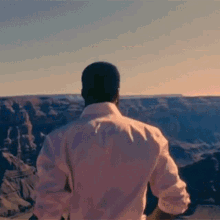 Walk Kanye West GIF - Walk Kanye West Touch The Sky Song GIFs
