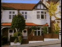 Moving House Renovating House GIF - Moving House Renovating House Decorating GIFs