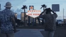 Las Vegas Fabulous GIF - Las Vegas Fabulous Walking Towards GIFs