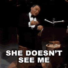 She Doesnt See Me Frank Sinatra GIF - She Doesnt See Me Frank Sinatra The Girl From Ipanema GIFs