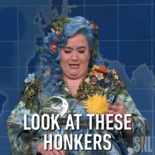 Look At These Honkers Aidy Bryant GIF - Look At These Honkers Aidy Bryant Saturday Night Live GIFs