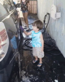 Car Wash GIF - Car Wash Kid GIFs