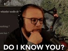 Do I Know You Confused GIF - Do I Know You Confused Curious GIFs