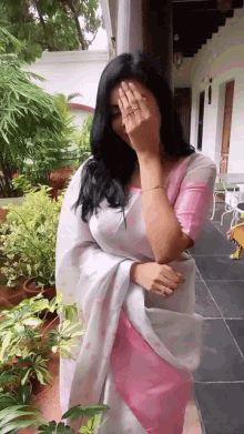 Nivisha South Indian Woman GIF - Nivisha South Indian Woman Saree Woman GIFs