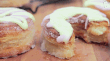 Cronuts Croissant Donut GIF - Cronuts Croissant Donut Cronut GIFs