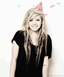 Avril Lavigne GIF - Avril Lavigne Happy GIFs
