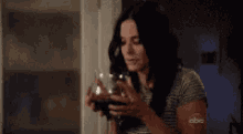 Cougar Town Courtney Cox GIF - Cougar Town Courtney Cox Wine GIFs