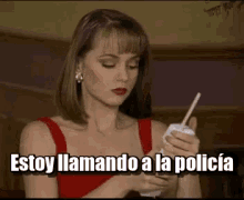Paola Bracho La Usurpadora GIF - Paola Bracho La Usurpadora Calling The Police GIFs
