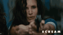 Shoot Gale Weathers GIF - Shoot Gale Weathers Courteney Cox GIFs
