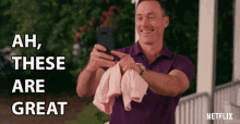Ah These Are Great Chris Klein GIF - Ah These Are Great Chris Klein Bill Townsend GIFs