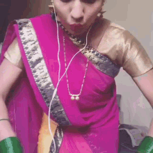 Pink Saree Saree Girl GIF - Pink Saree Saree Girl Saree Woman GIFs