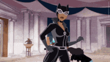 Catwoman Harley GIF - Catwoman Cat Harley GIFs