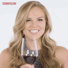 Aroma Wine Tasting GIF - Aroma Wine Tasting Wine Smell GIFs
