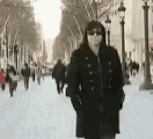gretchen shades snow walk