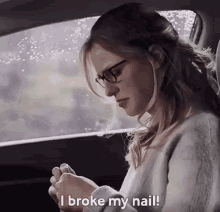 Melissa Benoist Broken Nail GIF - Melissa Benoist Broken Nail Sad GIFs