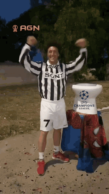champions-league-cup.gif